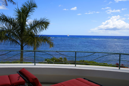 deck view Maui